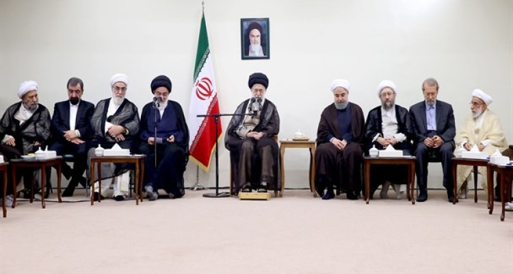 مجمع باید انقلابی، فکر و عمل کند و انقلابی باقی بماند/هیچ مصوبه یا موضع مجمع نباید با مبانی انقلاب و میراث امام بزرگوار متفاوت باشد