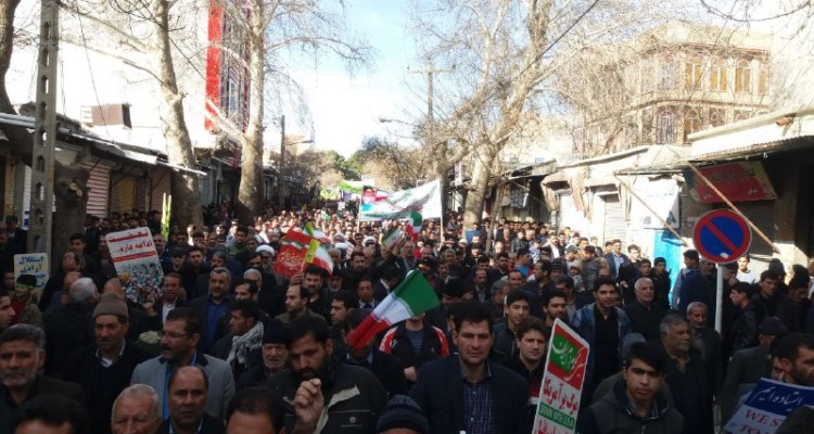 حضور گسترده مردم هرسین در سی و نهمین جشن پیروزی انقلاب اسلامی/حضور امروز  تماشایی بود+فیلم و تصویر