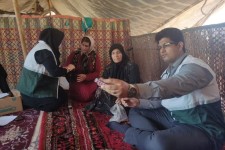 حضور تیم بسیج جامعه پزشکی هرسین در منطقه عشایری گون‌بان
