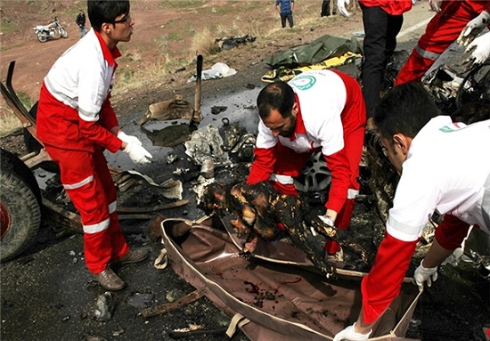 تصاویر دلخراش از حادثه جاده سلماس (16+) 