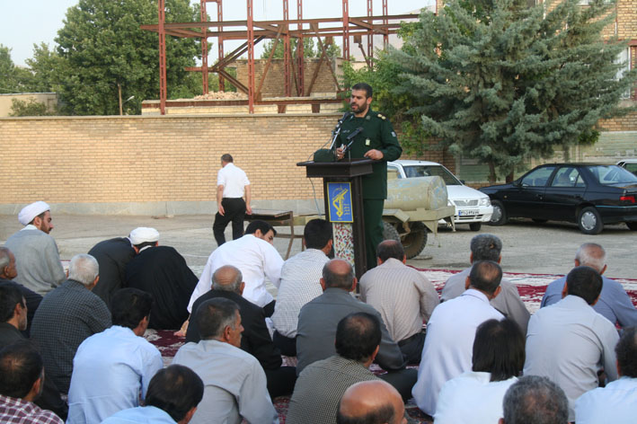 دومین گردهمایی بزرگ رزمندگان و پیشکسوتان عرصه جهاد و شهادت در هرسین برگزار شد+تصویر