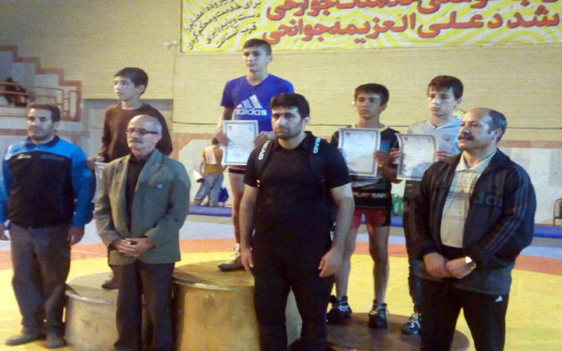رکورد شکنی نونهالان کشتی شهرستان هرسین با 4 مدال طلا در مسابقات قهرمانی استان 