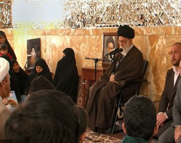 هر مکتبی که بتواند انسان‌هایی را تربیت کند که در هنگام ضرورت جان‌شان را فدا کنند، آن مکتب موفق است