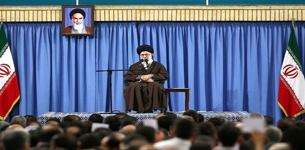 حضور ملت سایه جنگ را رفع کرده؛ حرف برخی که ما سایه جنگ را رفع کردیم درست نیست/ تنها راه سامان یافتن کشور کار انقلابی و جهادی است