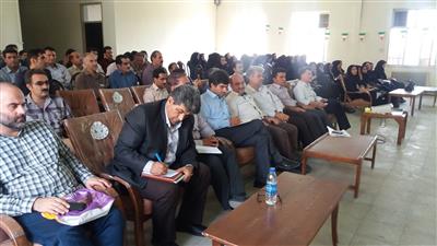 برگزاری كارگاه آموزشی زراعت كلزا در مرکز جهاد کشاورزی بیستون