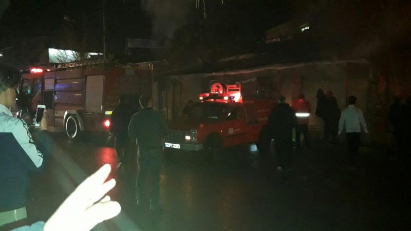 آتش سوزی مغازه سوپر مارکت واقع در خیابان آیت الله حجتی