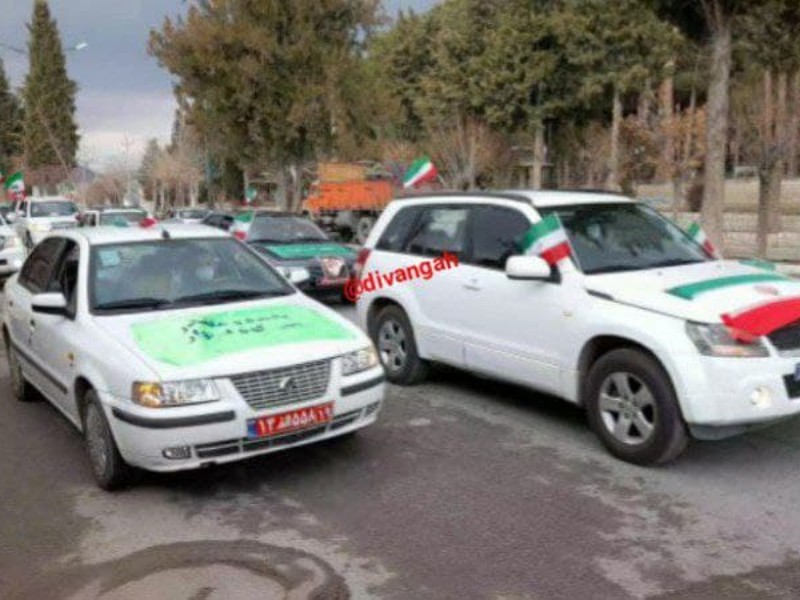 راهپیمایی ۲۲بهمن در قالب رژه موتوری و خودرویی در هرسین برگزار شد