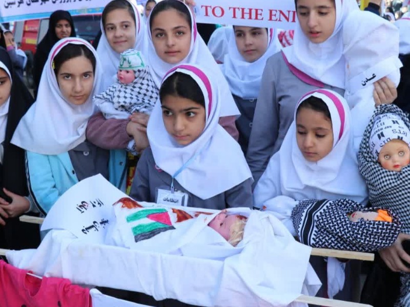 تجمع مردم شهرستان هرسین در حمایت از کودکان معصوم غزه