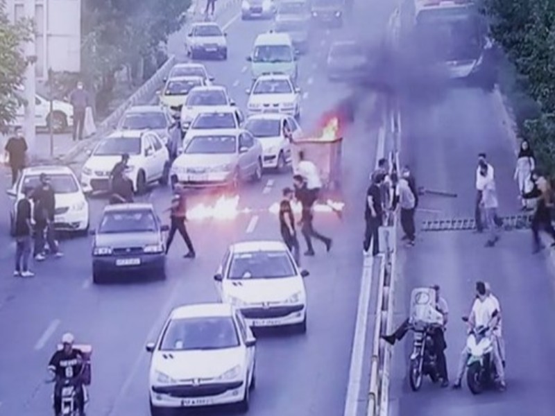 آشوب و مذاکره دو روی سکه لیبی سازی ایران/ سکانس بعدی دست مخملی برای مذاکره! آشوب و مذاکره دو روی سکه لیبی سازی ایران/ سکانس بعدی دست مخملی برای مذاکره!