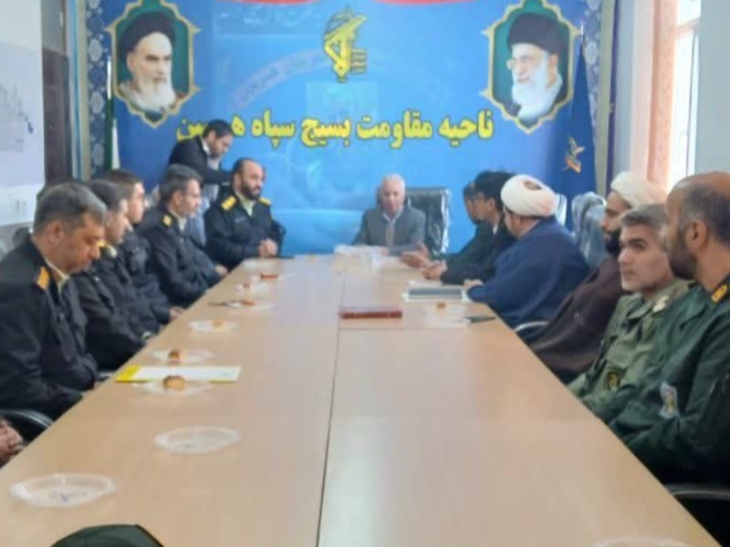 دیدار مسئولین شهرستان با فرمانده سپاه ناحیه هرسین