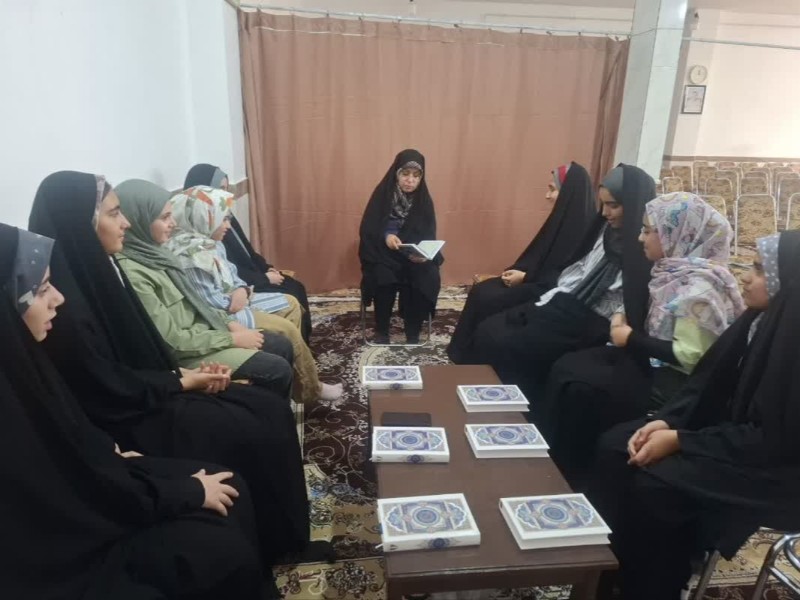 «تربیت حافظ قرآن، تربیت انسانِ مؤمن و اثرگذار است» «تربیت حافظ قرآن، تربیت انسانِ مؤمن و اثرگذار است»