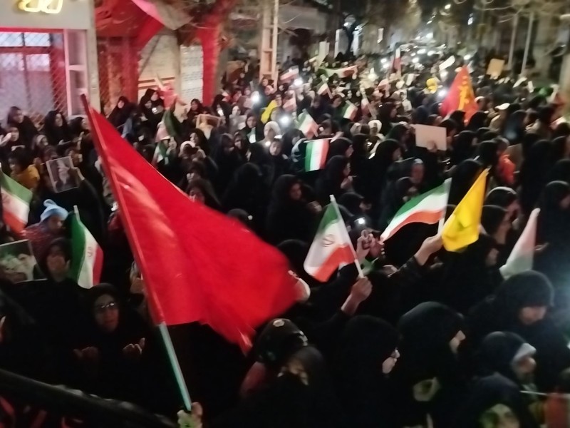 جمعیت خروشان مردم دارالمومنین هرسین در خون‌خواهی رهبر شهید