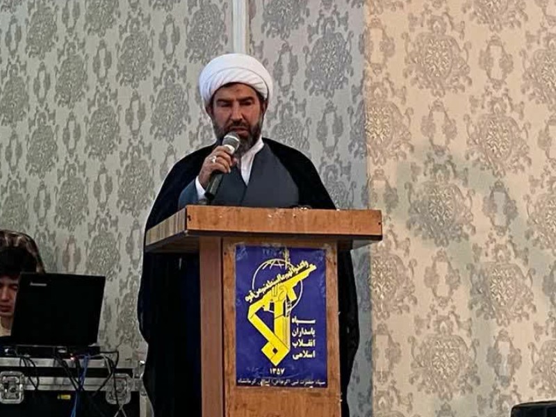 اولین سالگرد شهادت خادمان حرم ایران در هرسین برگزار شد