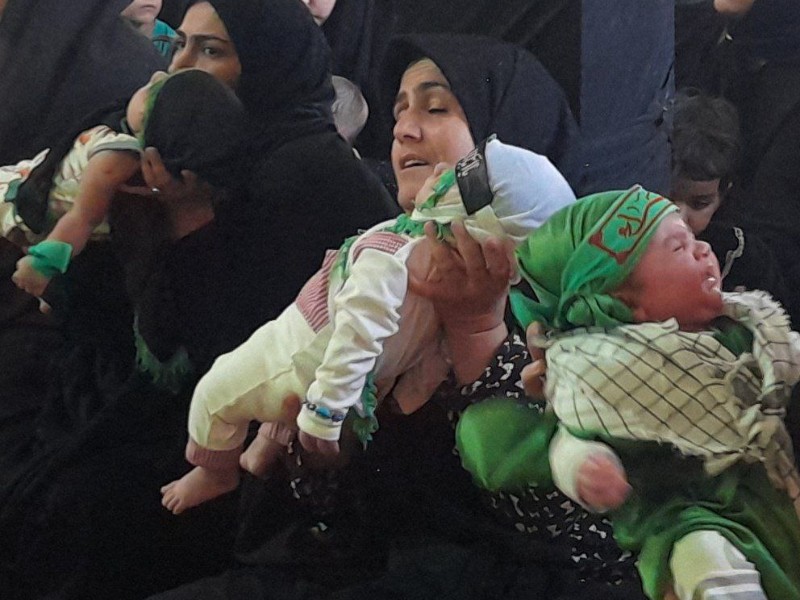 همایش شیرخوارگان حسینی در هرسین برگزار شد