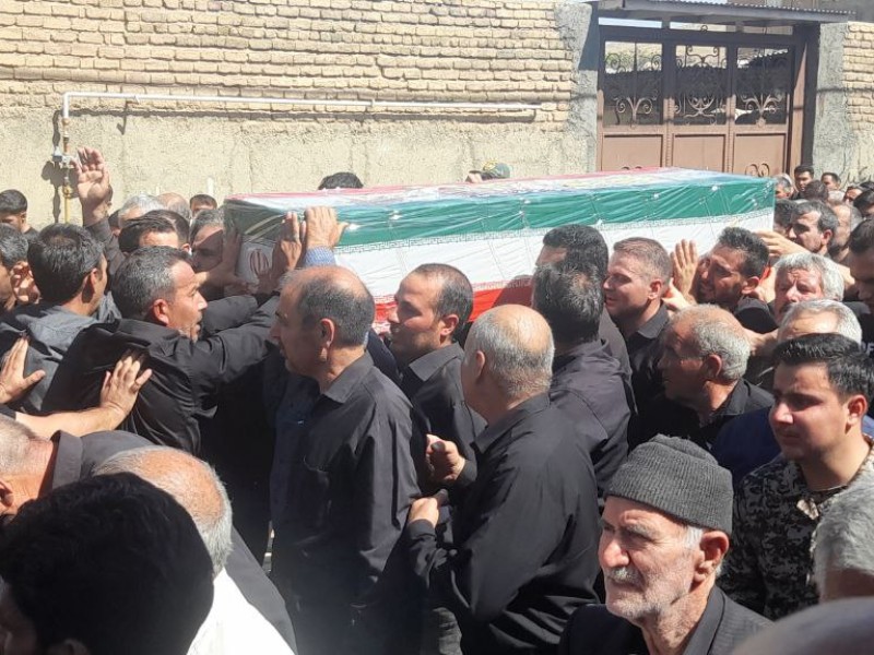 مراسم تشییع و خاکسپاری پیکر سرهنگ پاسدار شهید احمد امانی درهرسین