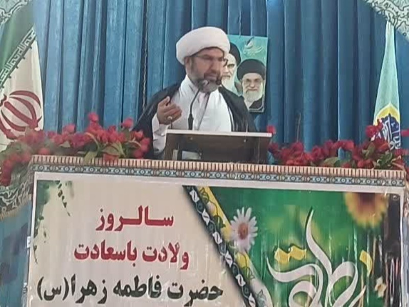 نقد باید منصفانه و همراه با راهکار باشد