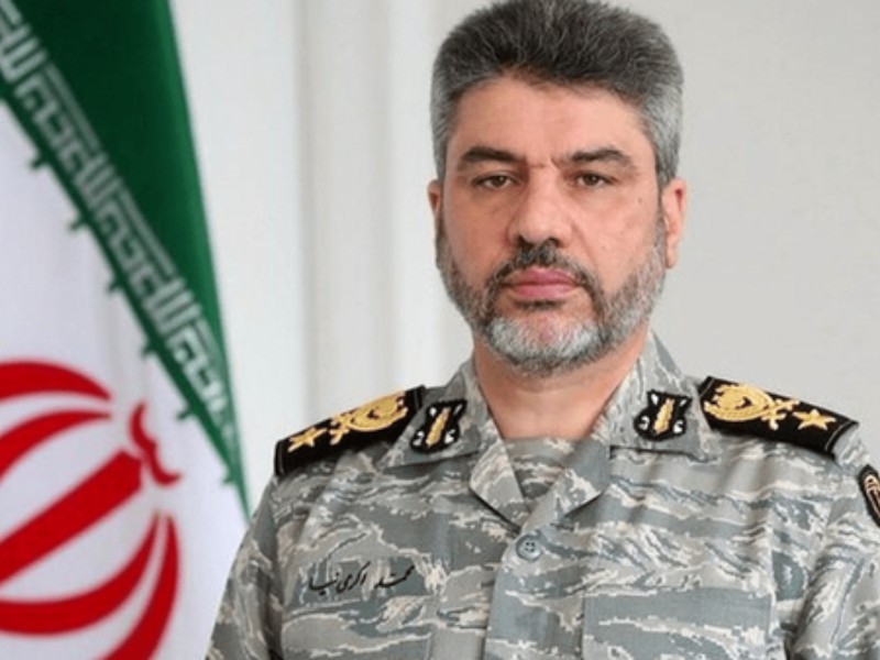 سخنگوی ارتش: به دستور امیر حاتمی، یک نفر از متجاوزان زمینی هم نباید زنده بماند