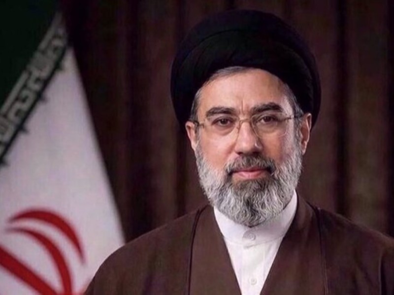 رهبر معظم انقلاب: فصل نوین خلیج فارس و تنگه هرمز در حال رقم خوردن است