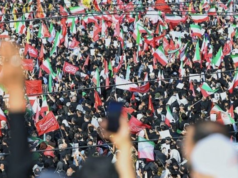 قلب ۹۰ میلیون ایرانی آزاده خاک می‌شود