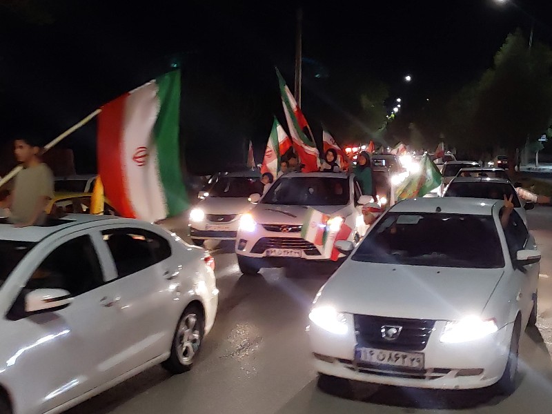 کاروان خودرویی در هرسین در صد و بیست پنجمین شب حضور در خیابان
